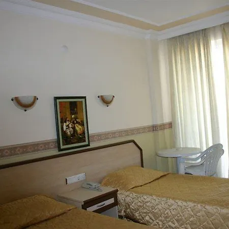 Kleopatra Saray מלון 2*