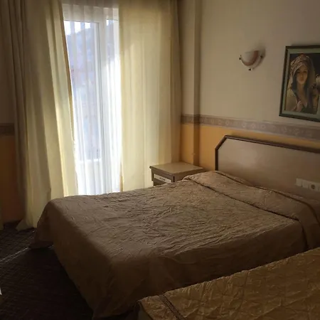 Kleopatra Saray Szálloda