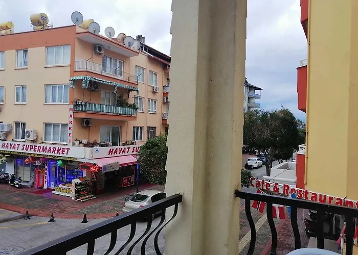 Hotel Kleopatra Saray 2*