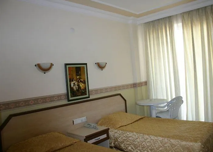 Kleopatra Saray Hotel 2*