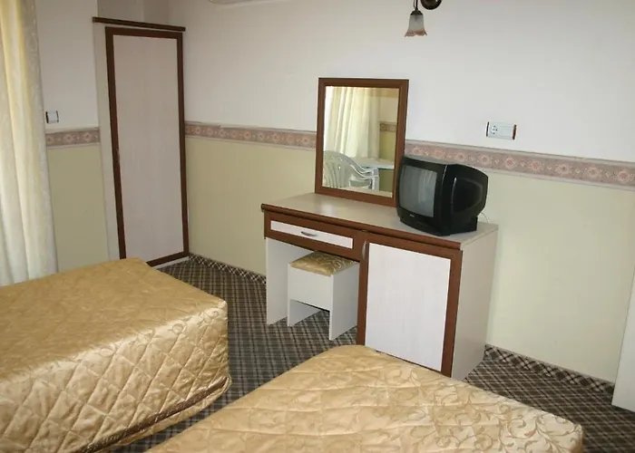 Kleopatra Saray מלון 2*