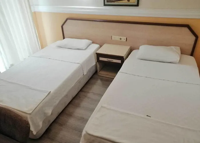 Hotel Kleopatra Saray 2*