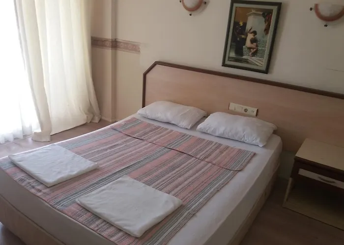 Kleopatra Saray 2* אלאניה